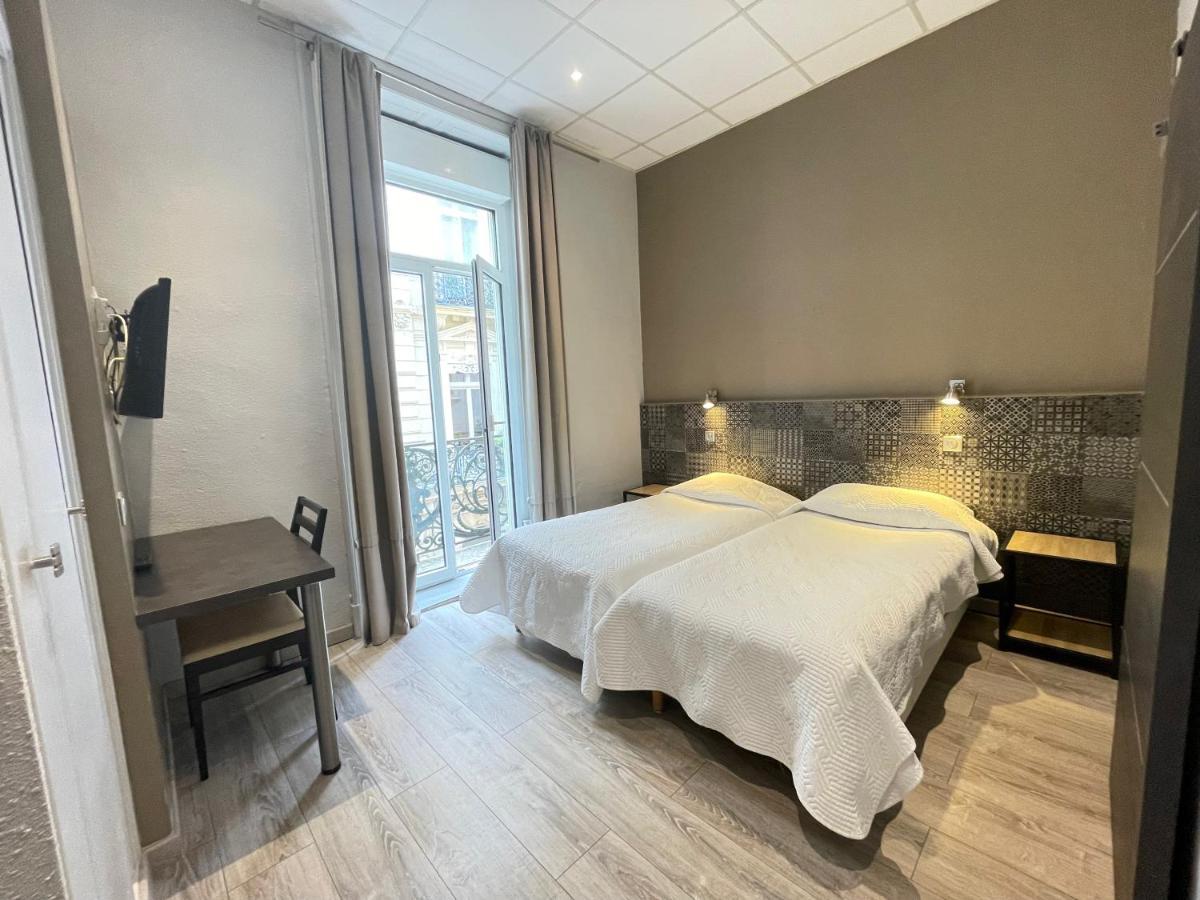 De La Comédie Hotel